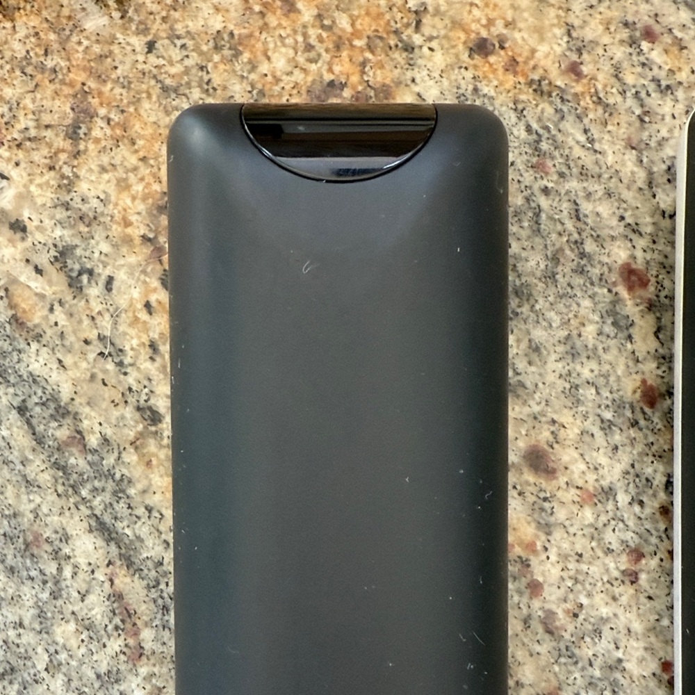 DirecTV Remote Control Set - Picture 14 of 14